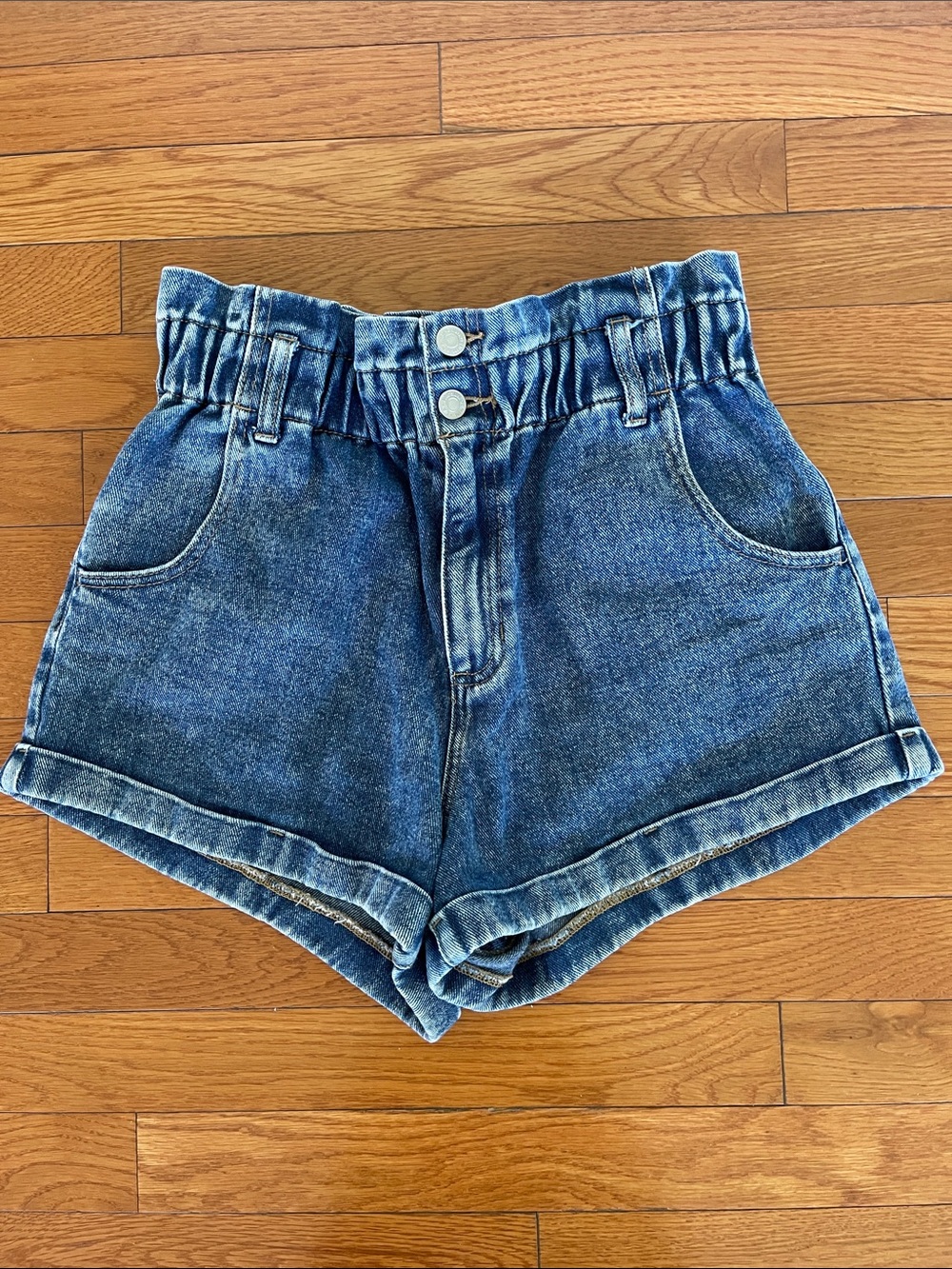 PacSun High-Waist Paperbag Denim Mom Shorts - Washed Blue